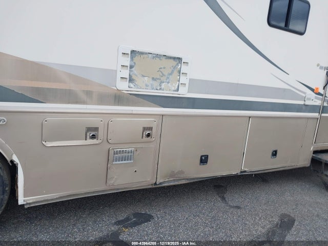 Продаж на аукціоні авто 2001 Bounder 39ft, vin: 4UZAAHBVX1CJ29951, номер лоту: 43964205