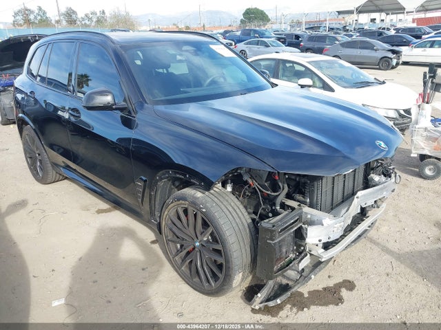 5UX23EU02T9060030 auction archive image