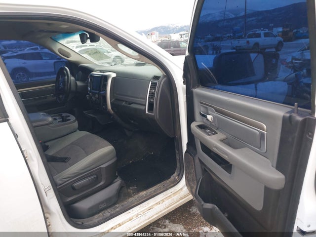 43964234 :رقم المزاد ، 1C6RR7LT0FS785930 vin ، 2015 Ram 1500 Big Horn مزاد بيع