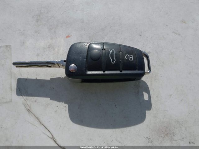 2011 AUDI A6 WAUKGAFB2BN050677 Photo 10