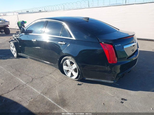 2017 CADILLAC CTS-V 1G6A15S64H0170389 Photo 2