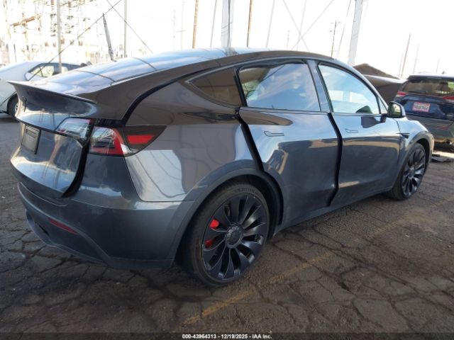 2022 TESLA MODEL Y 7SAYGDEF9NF511687 Photo 3