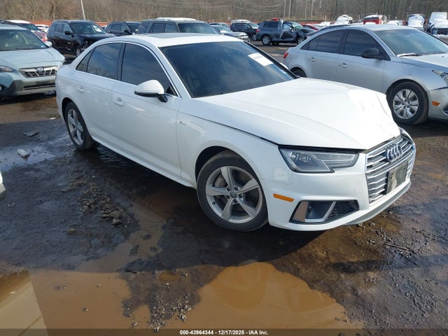 2019 AUDI A4 WAUDNAF4XKN019435