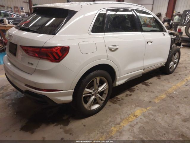 2019 AUDI Q3 WA1EECF30K1071135 Photo 3