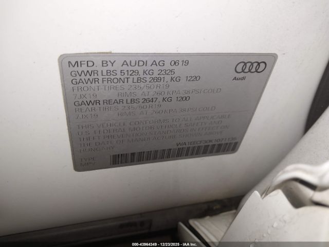 2019 AUDI Q3 WA1EECF30K1071135 Photo 8
