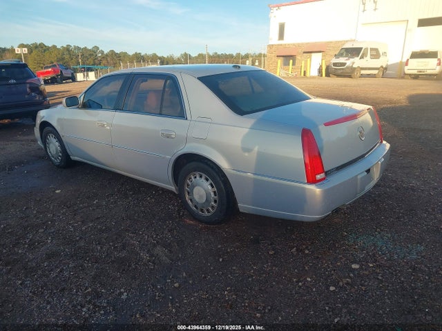 2006 CADILLAC DTS 1G6KD57YX6U140051 Photo 2