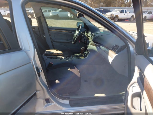 Продажа на аукционе авто 2003 Bmw 325i, vin: WBAET37463NJ26357, номер лота: 43964417
