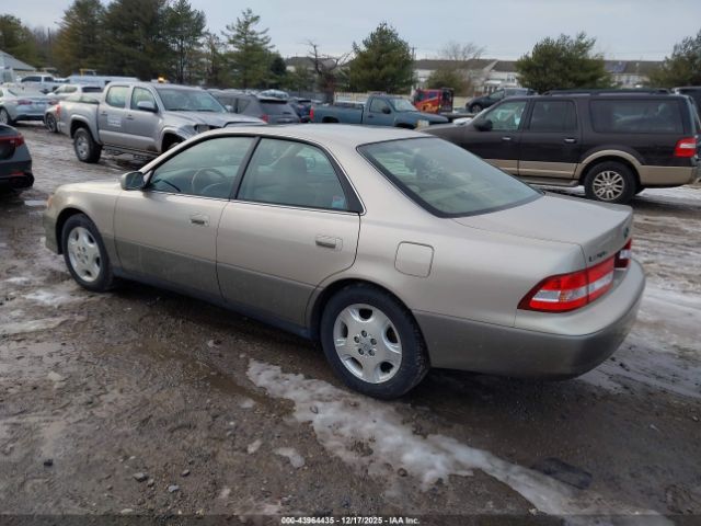 2000 LEXUS ES 300 JT8BF28G1Y0266464 Photo 2