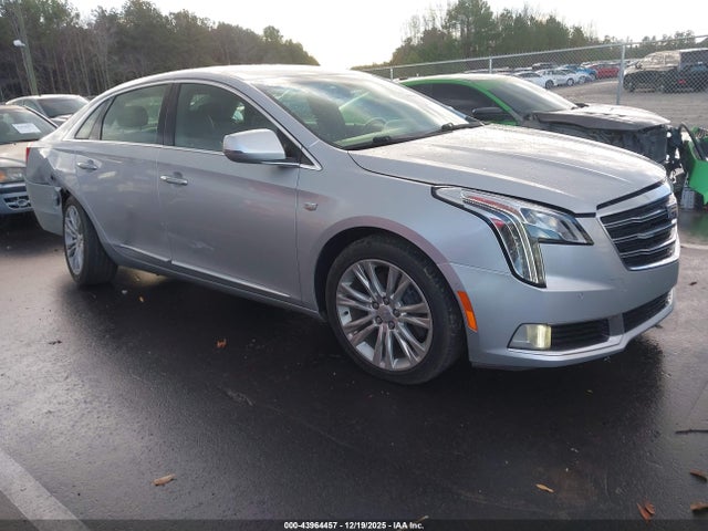 2018 CADILLAC XTS 2G61M5S37J9141297 Photo 0