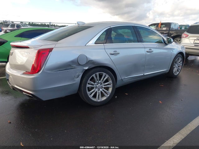 2018 CADILLAC XTS 2G61M5S37J9141297 Photo 3