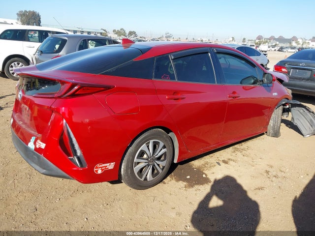JTDKARFP1H3047241 Toyota Prius Prime Premium