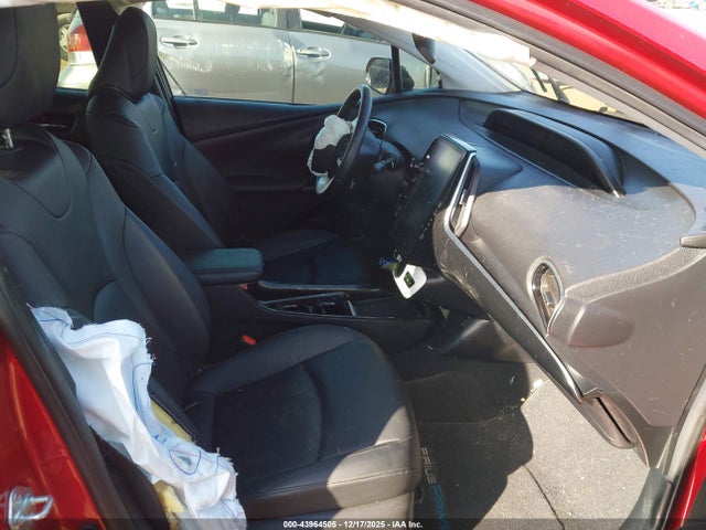 JTDKARFP1H3047241 Toyota Prius Prime Premium