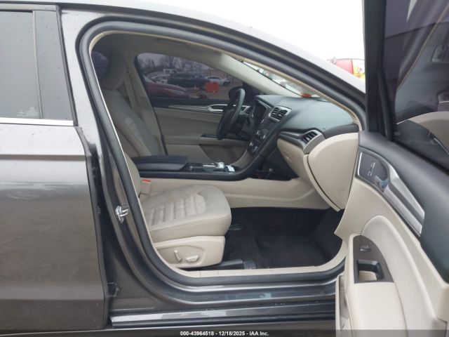 2017 FORD FUSION 3FA6P0H70HR388081 Photo 4