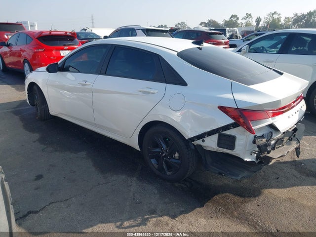 Hyundai ELANTRA SEL 2022 5NPLM4AG0NH083413 Image 3
