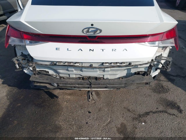 Hyundai ELANTRA SEL 2022 5NPLM4AG0NH083413 Image 6