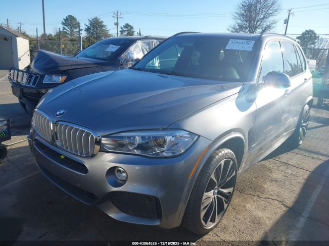 2016 BMW X5 5UXKR6C52G0J81975 Photo 1