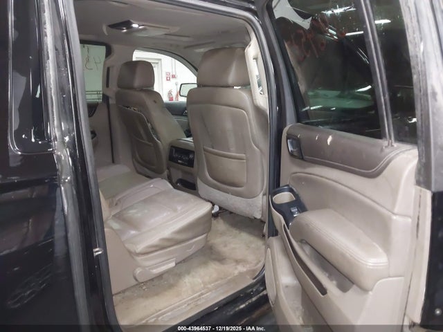Auction sale of the 2015 Gmc Yukon Xl 1500 Slt, vin: 1GKS2HKC4FR661872, lot number: 43964537