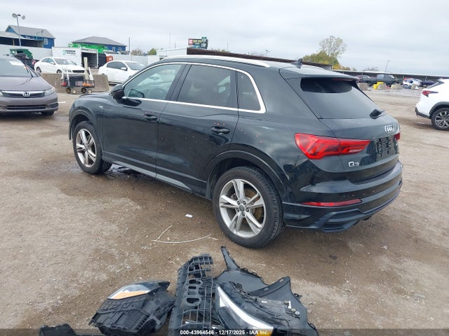 2020 AUDI Q3 WA1DECF37L1124491 Photo 2