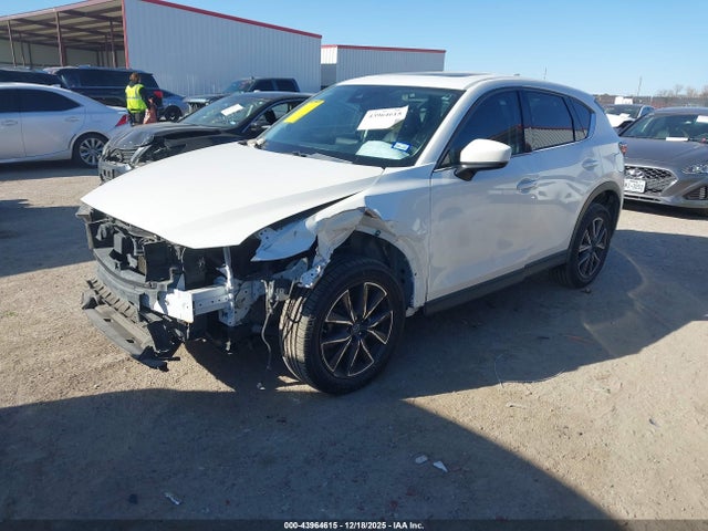Продаж на аукціоні авто 2018 Mazda Cx-5 Grand Touring, vin: JM3KFADM5J0313161, номер лоту: 43964615