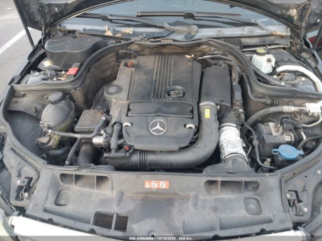 2013 MERCEDES-BENZ C 250 WDDGF4HB5DG128991 Photo 9