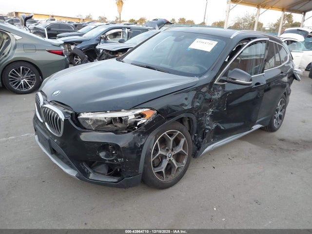 2016 BMW X1 WBXHT3Z31G4A47927 Photo 1