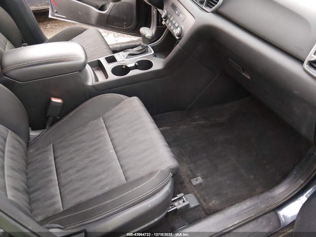 2019 KIA SPORTAGE KNDPMCAC0K7574783 Photo 4