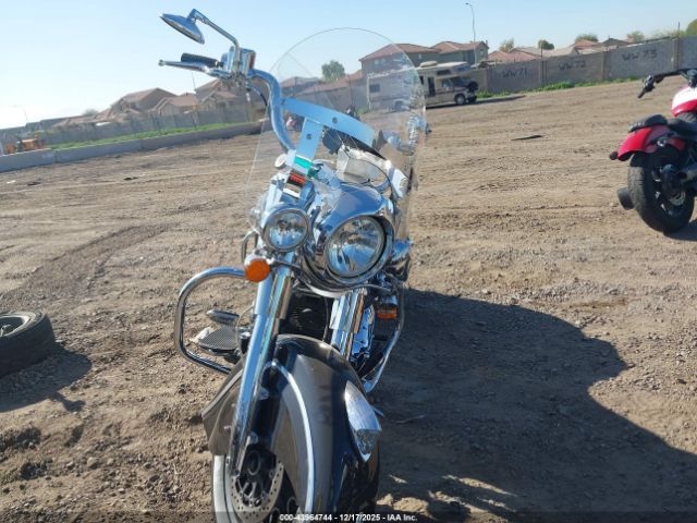 2019 INDIAN MOTORCYCLE CO. SPRINGFIELD 56KTHAAA1K3372011 Photo 4