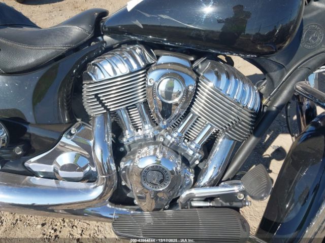 2019 INDIAN MOTORCYCLE CO. SPRINGFIELD 56KTHAAA1K3372011 Photo 7