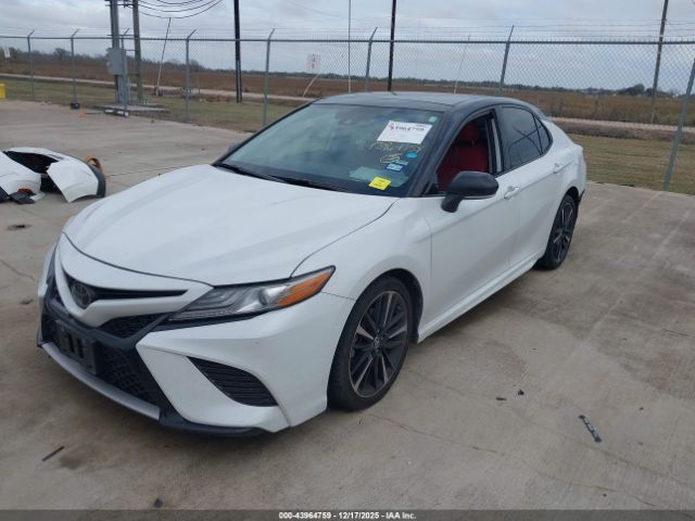 2019 TOYOTA CAMRY 4T1B61HK2KU296911 Photo 1