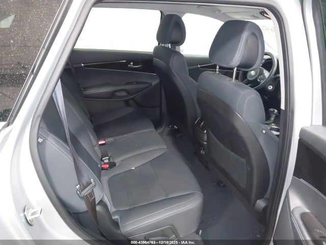 43964763 :رقم المزاد ، 5XYPG4A35GG004155 vin ، 2016 Kia Sorento 2.4l L مزاد بيع