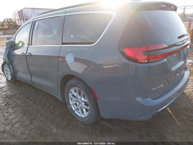 2022 CHRYSLER PACIFICA 2C4RC1BG7NR170903 Photo 2