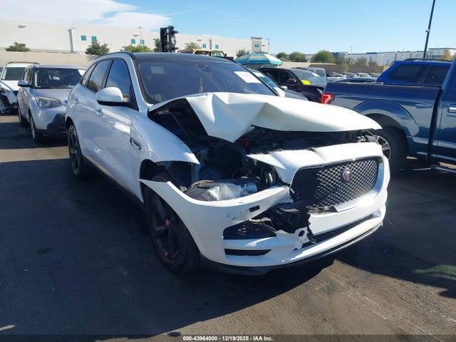 2018 JAGUAR F-PACE SADCJ2FX5JA254698 Photo 5