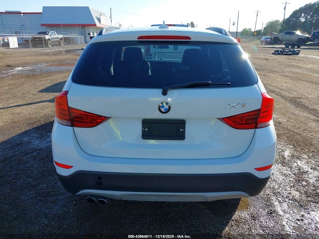 Продаж на аукціоні авто 2015 Bmw X1 Xdrive28i, vin: WBAVL1C52FVY25749, номер лоту: 43964811