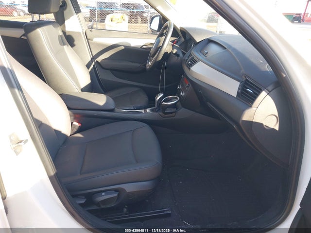 Продаж на аукціоні авто 2015 Bmw X1 Xdrive28i, vin: WBAVL1C52FVY25749, номер лоту: 43964811