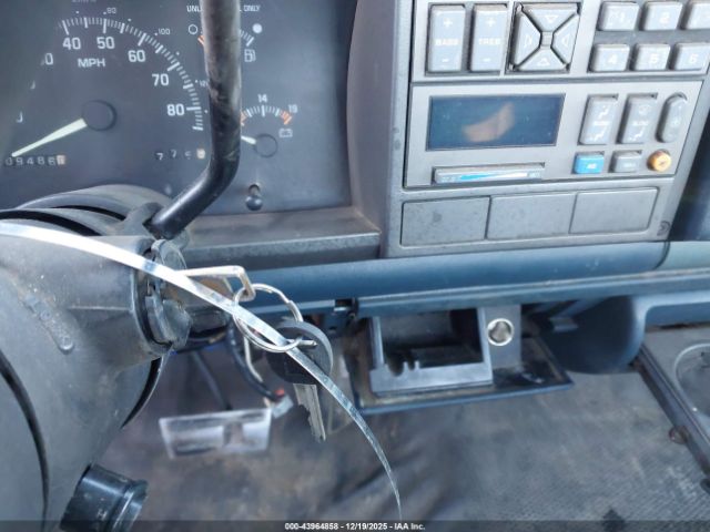 1994 CHEVROLET GMT-400 1GCDC14Z8RZ185608 Photo 10