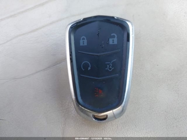 2017 CADILLAC XT5 1GYKNDRSXHZ262504 Photo 10