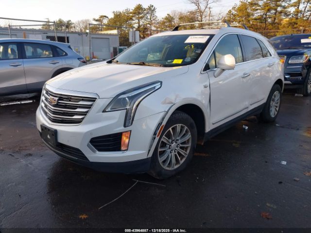 2017 CADILLAC XT5 1GYKNDRSXHZ262504 Photo 1