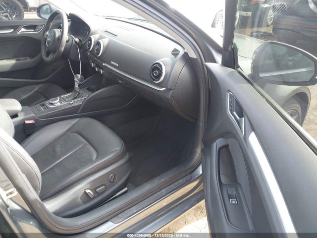 2015 AUDI A3 WAUEFGFF8F1002359 Photo 4
