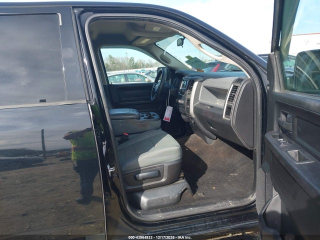 43964932 :رقم المزاد ، 1C6RR6KG1ES112478 vin ، 2014 Ram 1500 Tradesman مزاد بيع