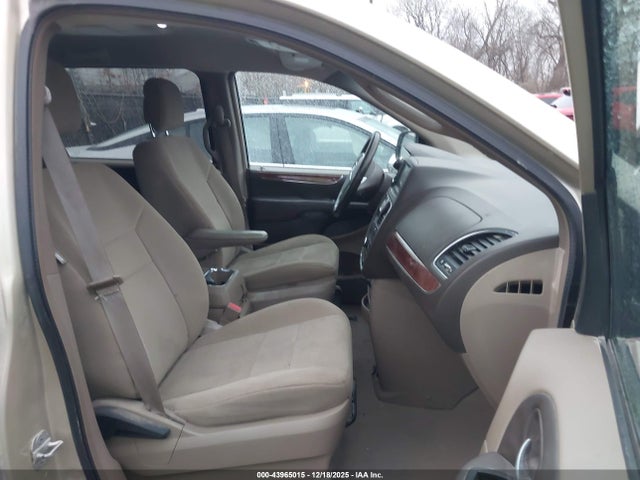 2011 CHRYSLER TOWN & COUNTRY 2A4RR5DG5BR771350 Photo 4
