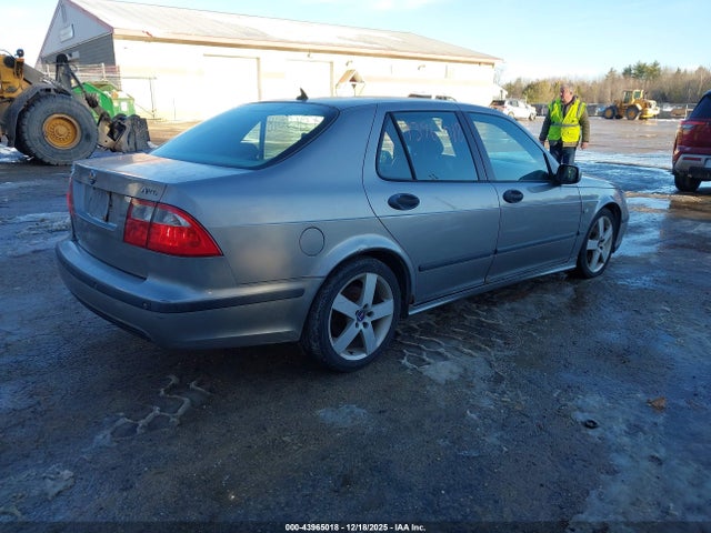 2004 SAAB 9-5 YS3EH49G743000807 Photo 3