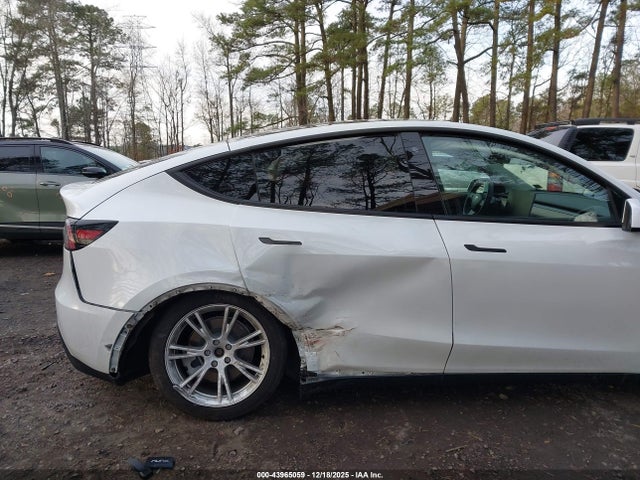2020 TESLA MODEL Y 5YJYGDEEXLF024922 Photo 5
