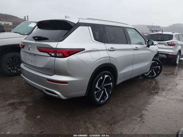 2022 MITSUBISHI OUTLANDER JA4J4VA89NZ085749 Photo 3