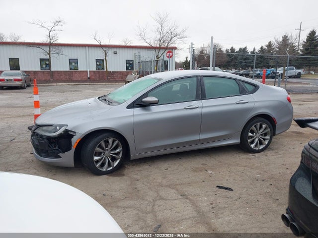Продаж на аукціоні авто 2016 Chrysler 200 S, vin: 1C3CCCBB1GN113543, номер лоту: 43965082