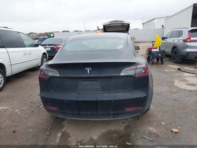 Tesla Model 3 Long Range/mid Range/standard Range/standard Range Plus 2019 5YJ3E1EAXKF397811 Image 16