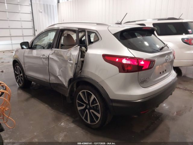 2019 NISSAN ROGUE SPORT JN1BJ1CR8KW317999 Photo 2