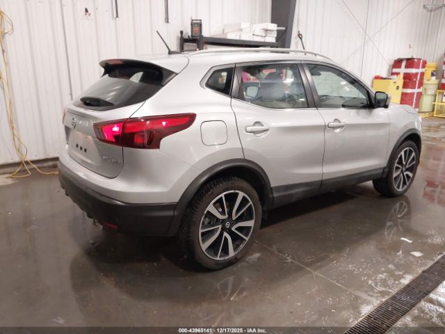 2019 NISSAN ROGUE SPORT JN1BJ1CR8KW317999 Photo 3
