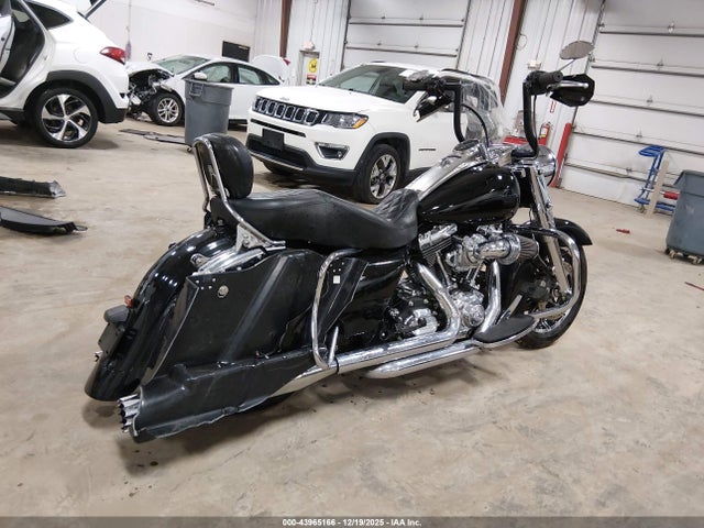 2013 HARLEY-DAVIDSON FLHR 1HD1FBM14DB636852 Photo 3