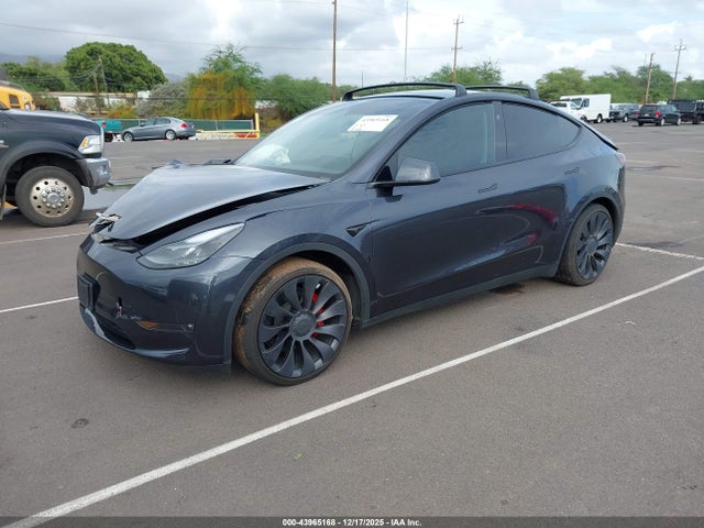 2024 TESLA MODEL Y 7SAYGDEF4RF086532 Photo 1