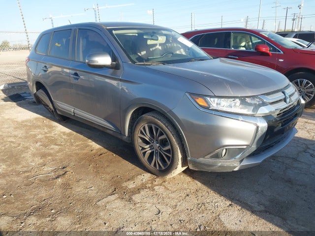 2016 MITSUBISHI OUTLANDER JA4AD3A33GZ059658 Photo 0